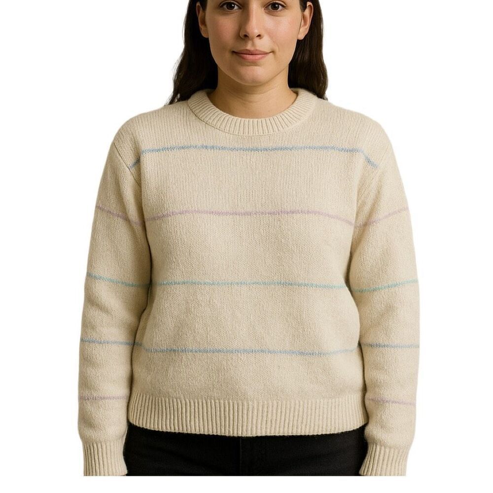 Winona Knits size M 56% wool vintage. Made In Minnesota.